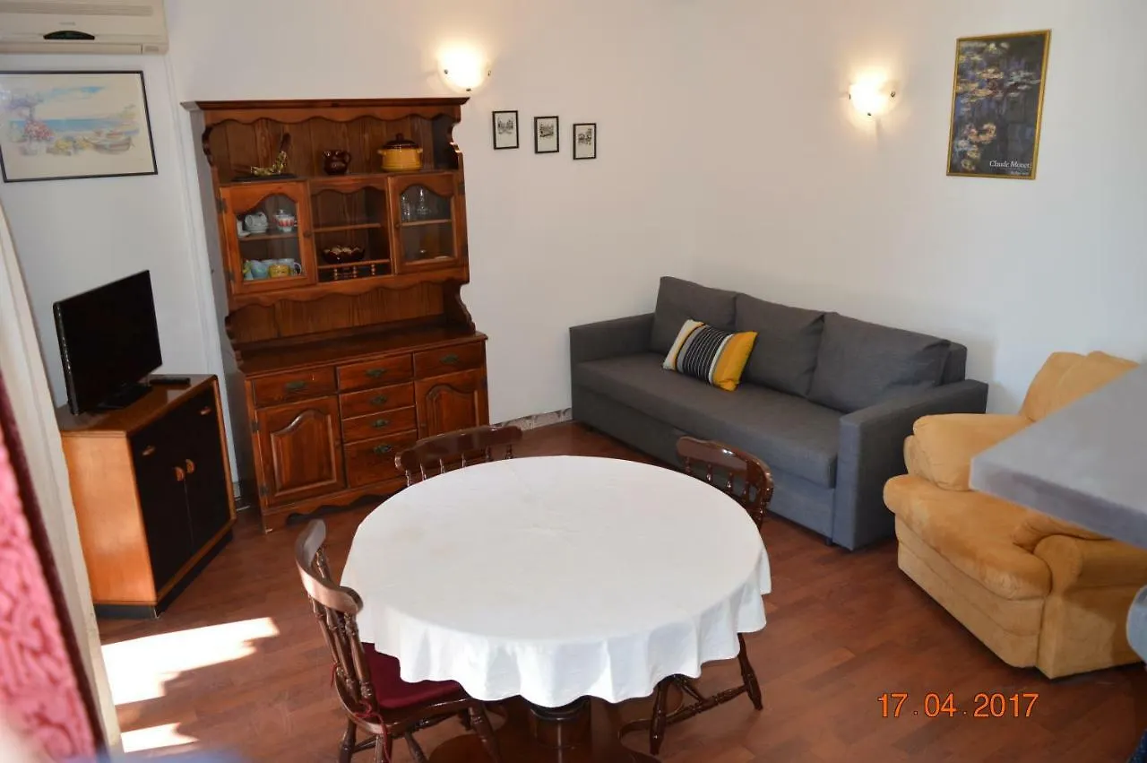 Apartment Palatisa Kožino
